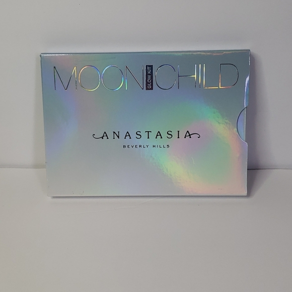 Anastasia Beverly Hills Moonchild Glowkit - Picture 4 of 4